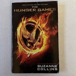 The Hunger Games Suzanne Collins 2008 Paperback Fiction Book